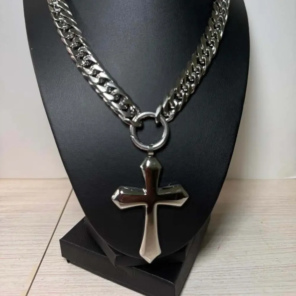Silver Cross Necklace With Chain 4 D 61